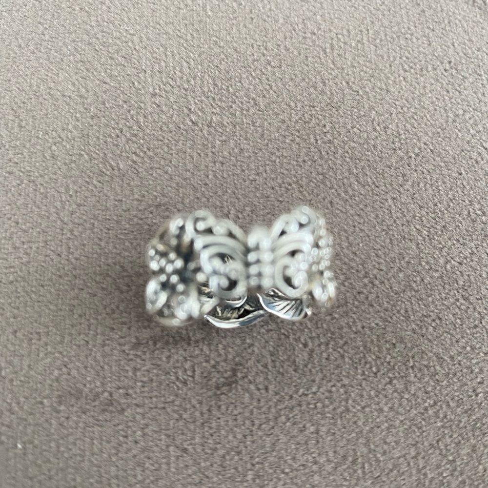 Sarda Sterling Silver Bali Collection Band Ring - Picture 7 of 7